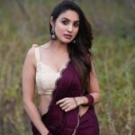 Priyanka KD Instagram - लफ़्ज कम पड़े येसी हसी हों , येसी हसी ही क्या जिस के लिए लफ्ज ना हों … #priyankakholgade #instagram #instadaily #instagood #photography #photooftheday #love #life #lifestyle #saree #sareelove #sareefashion #sareelovers #sareeindia #telugu #teluguactress #telugumovie #hyderabad #mumbai #maharashtra