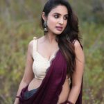 Priyanka KD Instagram - लफ़्ज कम पड़े येसी हसी हों , येसी हसी ही क्या जिस के लिए लफ्ज ना हों … #priyankakholgade #instagram #instadaily #instagood #photography #photooftheday #love #life #lifestyle #saree #sareelove #sareefashion #sareelovers #sareeindia #telugu #teluguactress #telugumovie #hyderabad #mumbai #maharashtra