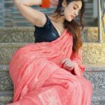 Priyanka KD Instagram - Sawar loo Sawar loo … #priyankakholgade #instagram #instadaily #instagood #photography #photooftheday #photo #love #like #saree #sareelove #sareefashion #sareelover