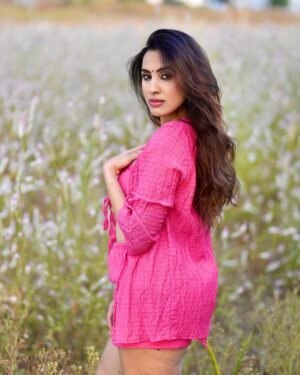 Priyanka KD Instagram - Pinky Pink smile 😊…. 

#priyankakholgade #photography #photooftheday #instagram #instagood #instadaily #love #pink #life #maharashtra #mumbai #smile
