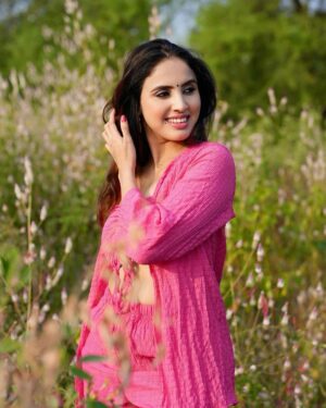 Priyanka KD Instagram - Pinky Pink smile 😊…. 

#priyankakholgade #photography #photooftheday #instagram #instagood #instadaily #love #pink #life #maharashtra #mumbai #smile