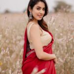 Priyanka KD Instagram – No need  for caption ….. 

#priyankakholgade #instagram #instagood #instadaily #photography #photooftheday #photo #photoshoot #saree #sareelove #sareelover #sareefashion #redsaree #love #lifestyle #mumbai #maharashtra