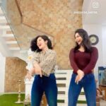 Priyanka M Jain Instagram – It only took 54 tries before we managed to get this blooper 😂
Paid actor : Pluto