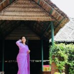 Priyanka Nair Instagram – Music, saree and endless expressions✨💫
#priyankanair #sareelove #sundayvibes