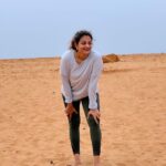Priyanka Nair Instagram – Embracing the sandy exhaustion after a powerful calorie-burning session by the beach. Worked hard, feeling accomplished! 💦🌊💪
#BeachWorkout #TiredButHappy #FitnessJourney