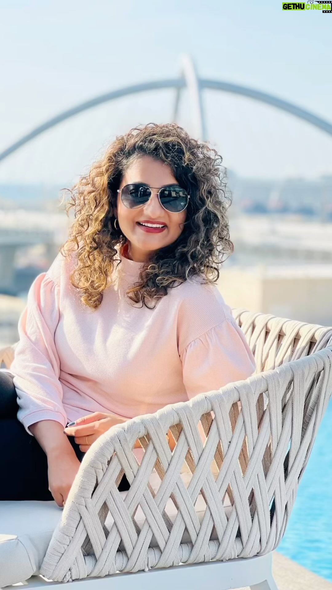 Priyanka Nair Instagram - Posing in the heartbeat of Dubai’s skyline – where the cityscape mirrors my cheerful mood. 🌆✨ Moments that resonate with the rhythm of joy. #DubaiMagic #CitySoul #priyankanair