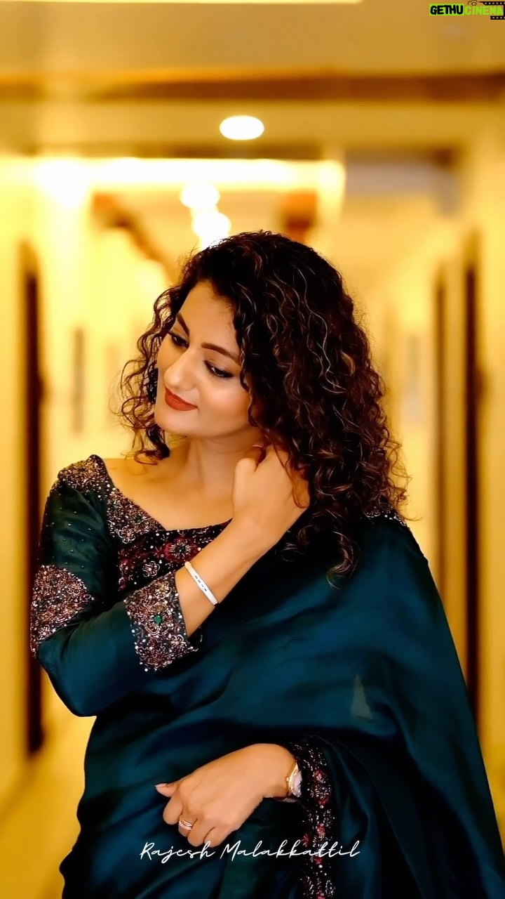Priyanka Nair Instagram - ✨ Costume - @aanunobbyofficial 📸 @rajesh_malakkattil @vishnukmenon22 #instagramreels #priyankanair #arrahman