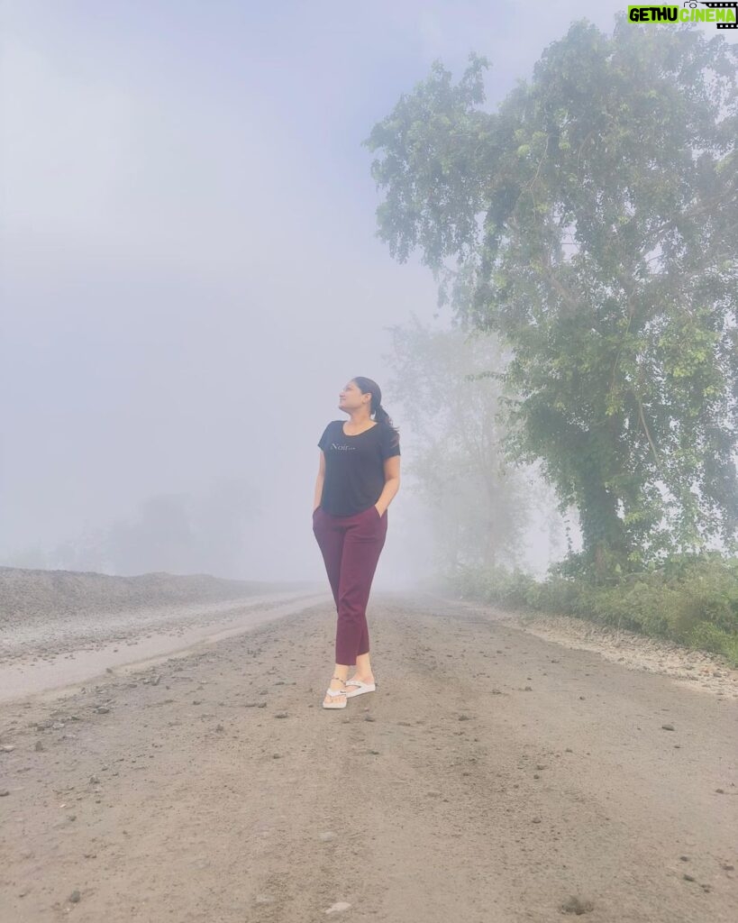 Priyanka Nalkari Instagram - #mist #greenery #naturelover #tamilnadu #india #vacationmode #peace #instagram #instadaily #actress
