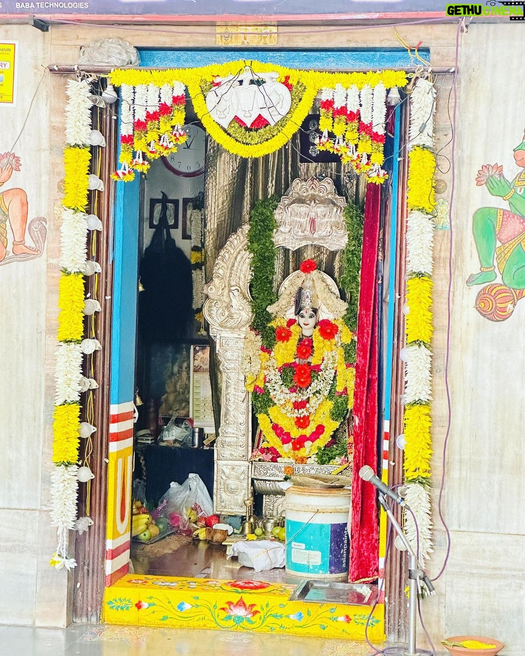 Priyanka Nalkari Instagram - #satyanarayanapooja #successful #feelingblessed #traditional #saree #teluguammayi #hyderabad #positivevibes #temple
