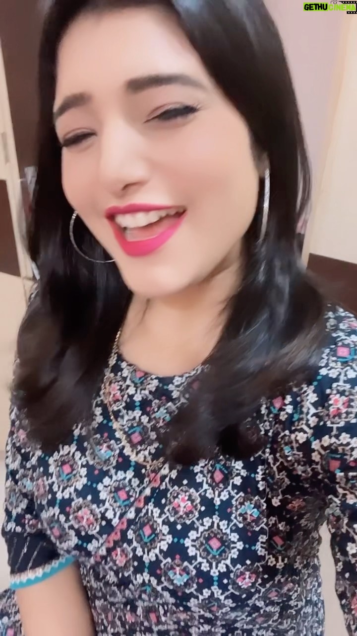 Priyanka Panigrahi Instagram - #kahidiatharemopremakurakhibasaaiti😍❤️😘