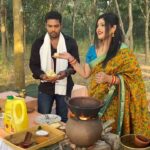 Priyanka Panigrahi Instagram – #mun khanti odia jhia🥰🏠
#shoot mood on😛
#my shooting partner @mrgulua5