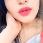 Priyanka Panigrahi Instagram - #firsemilungimaitumkowahi😟🖤🥀❣️