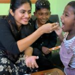 Priyankha Masthani Instagram - Thanks to All my insta family for your huge Love and support ❣️ #celebration #priyankhamasthani #priyankha #villagegirl #salemponnu #masthani #priyanka #mastani #instareels #instafamily #cake cutting #instagramcake Omalur, Salem district.