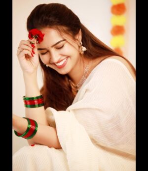 Pujita Ponnada Instagram - A happy state of mind ✨🫶🏻

📸 @thescienceofphoto 

#pujitaponnada #happyglow
