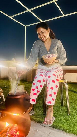 Pupul Bhuyan Instagram - Crazy winter nights ❄️🧿💕