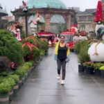 Pupul Bhuyan Instagram - Merry everything and a happy always! 🎁❤️🎄🎅 . . . . . [ merry Christmas, bana Hills, Vietnam, holidays, new year 2024 , influencer, traveller, travel blogger, globetrotters, Instagram growth] Bà Nà Hills Fantasy Park