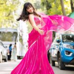 Purneima Day Instagram - It was worth spending 2 hours to get dolled up for 'Dhinchak Diwali 2023' @star_pravah 💓 . Beautiful Lehenga by @aakriti_by_nandita Makeup : @thearchanamakeovers Hair : @reetika_makeovers Jewellery @akshat_jewellery Captured by @aartilokhandeofficial Kalidas Auditorium