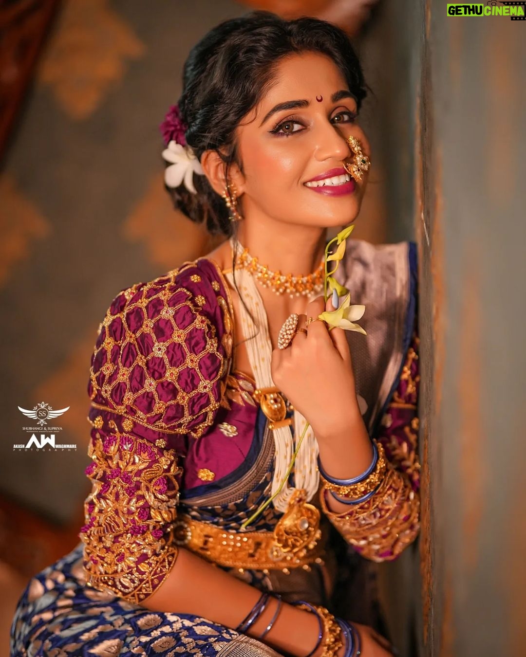 Purneima Day Instagram - Happy Dussehra ✨️ . #throwback #purnima #purniemaadey Mumbai, Maharashtra