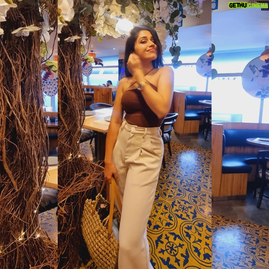 Purneima Day Instagram - This cupid also no 🙈🤎 . @origami_manerbio 👗 @zara #purniemaadey Origami- Japanese And Korean Restaurant