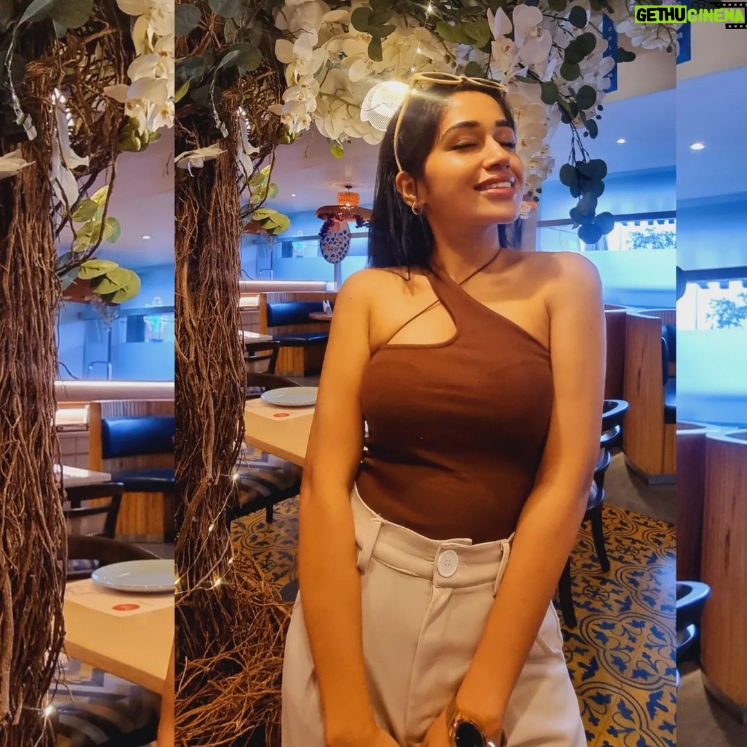 Purneima Day Instagram - This cupid also no 🙈🤎 . @origami_manerbio 👗 @zara #purniemaadey Origami- Japanese And Korean Restaurant