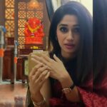 Purneima Day Instagram - Candid captures ✨️ . By @sajan__raaz Make up @sajan__raaz . #purnima #purniemaadey #mrunmayee #kunyarajachigaturani #starpravah Mumbai, Maharashtra