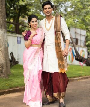 Purneima Day Instagram - Mrunmayee Kabir Gunja ✨️
@harshad_atkari 
.
For Star Prawaha Ganeshostav 2023 ✨️
.
24th September 
Sunday at 7pm 
only on @star_pravah !
.
#kunyarajachigaturani
#purniemaadey #purnimadey #purnimaday #harshadatkari #sharvarijog .
Clicked by @aartilokhandeofficial
 makeup: @blushandbeauties_20 
Hair :@brushesandblushes
Costumes:@aaishvy_designs ❤️
Jwellery by- @amairajewellery_official