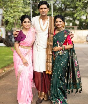 Purneima Day Instagram - Mrunmayee Kabir Gunja ✨️
@harshad_atkari 
.
For Star Prawaha Ganeshostav 2023 ✨️
.
24th September 
Sunday at 7pm 
only on @star_pravah !
.
#kunyarajachigaturani
#purniemaadey #purnimadey #purnimaday #harshadatkari #sharvarijog .
Clicked by @aartilokhandeofficial
 makeup: @blushandbeauties_20 
Hair :@brushesandblushes
Costumes:@aaishvy_designs ❤️
Jwellery by- @amairajewellery_official