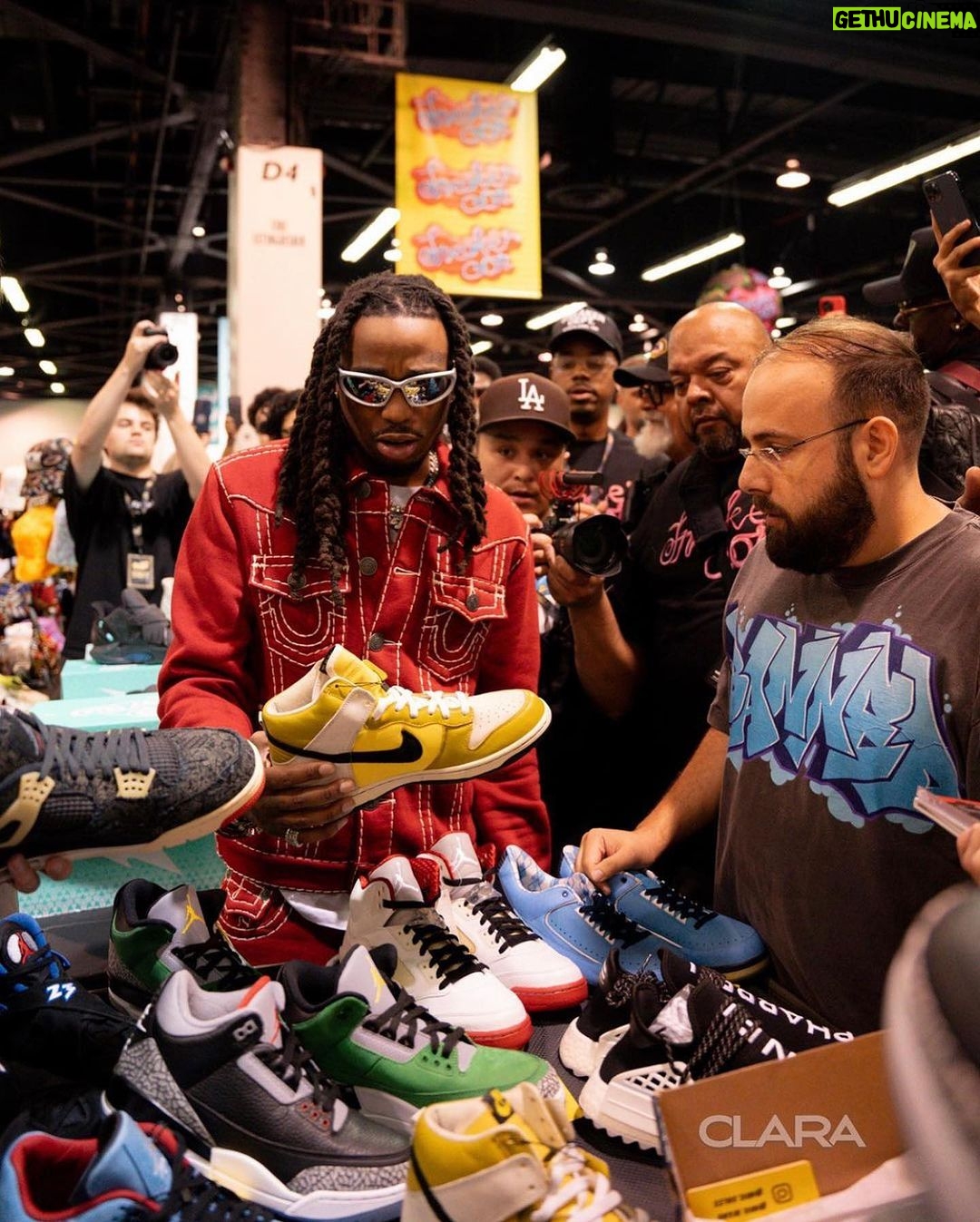Quavo Instagram - La @sneakercon #RocketPower🚀