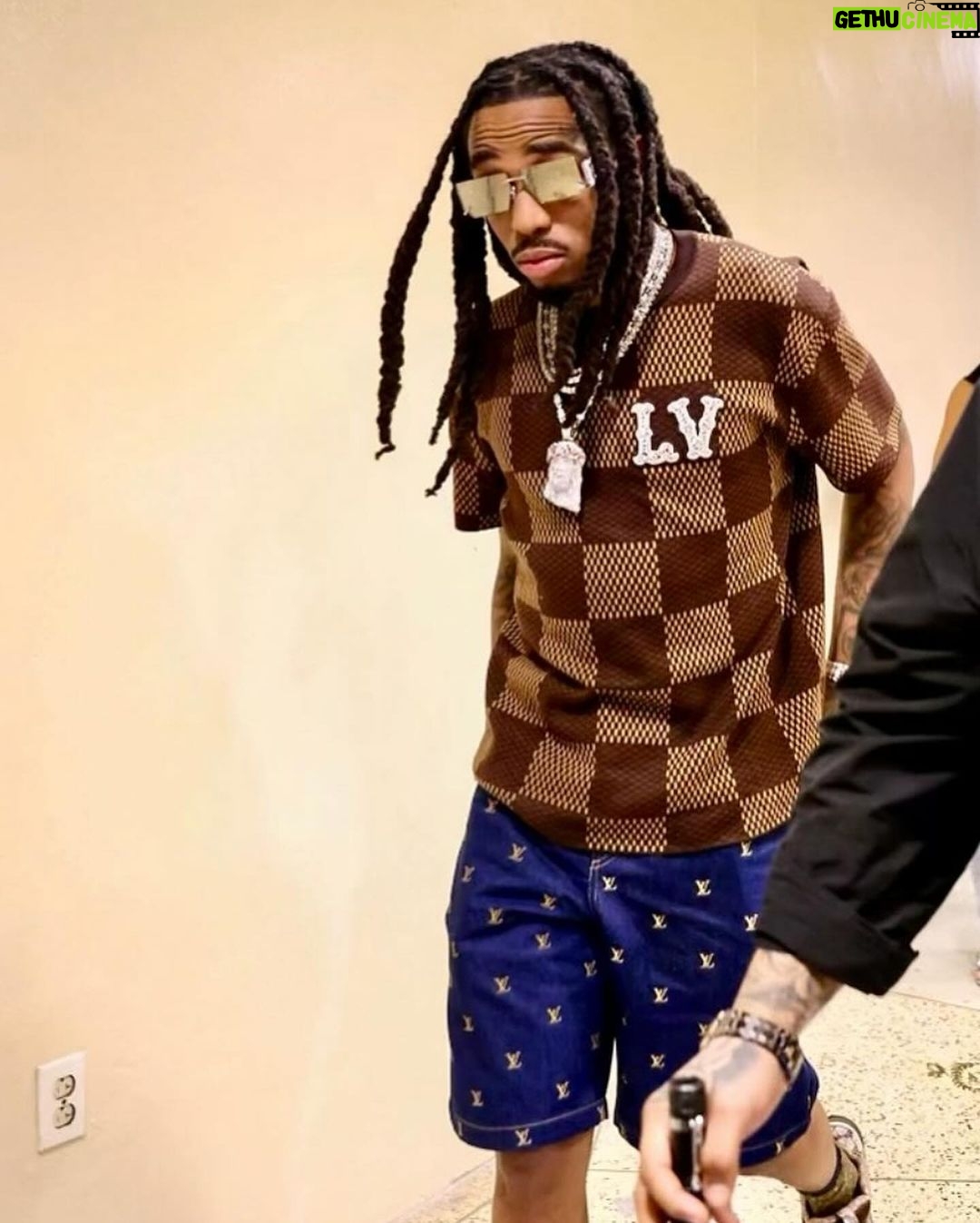 Quavo Instagram - We at the top floor baby skyami miami we LIV all the time!
