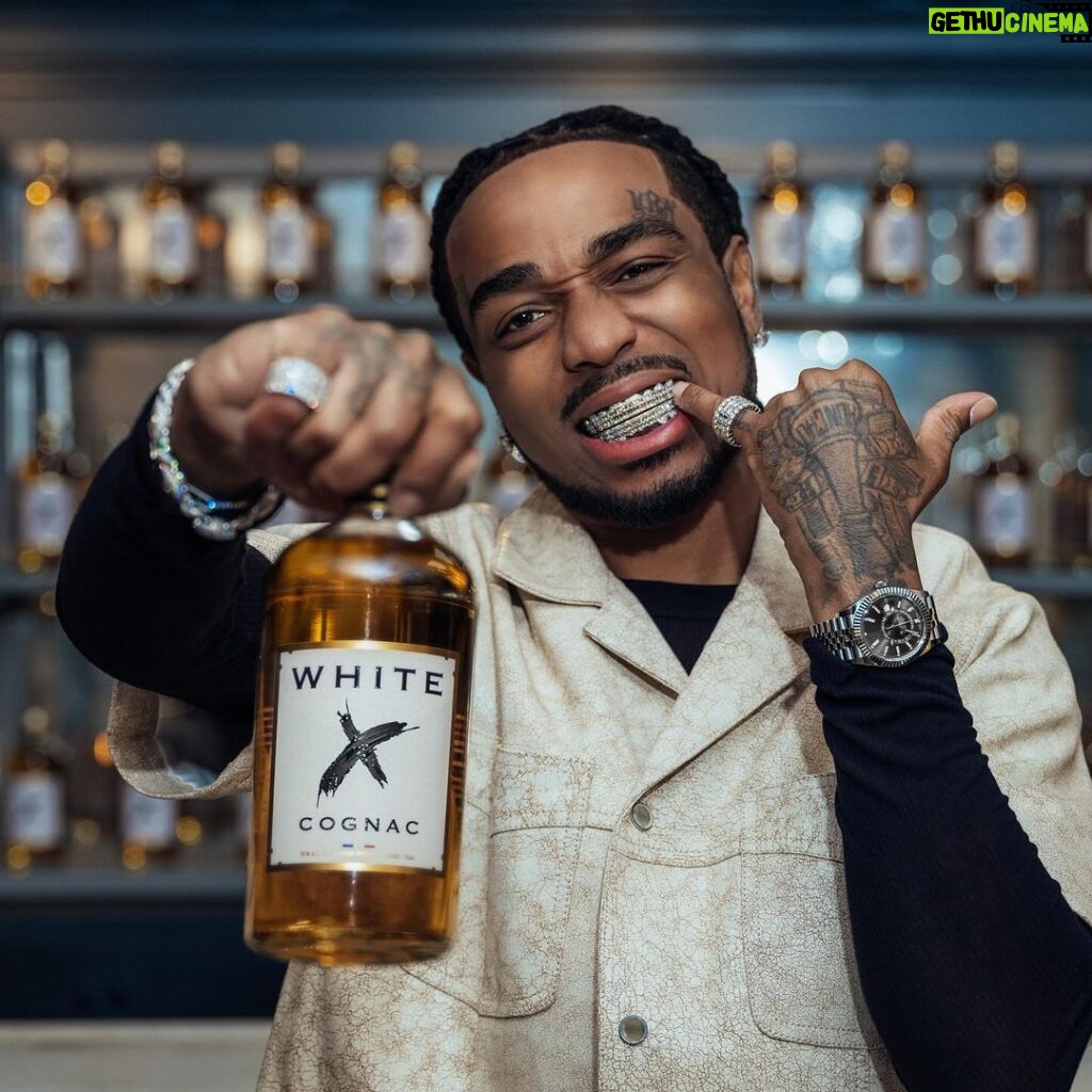 Quavo Instagram - Taking cognac to a new level with White X Pop bottles like a Huncho and always remember ❎ Marks the Spot! #WhiteXcognac #Whitexcognacpartner #ad21+