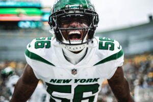 Quincy Williams Instagram - “Success is the sum of small efforts repeated day in and day out” 🦍✍🏾