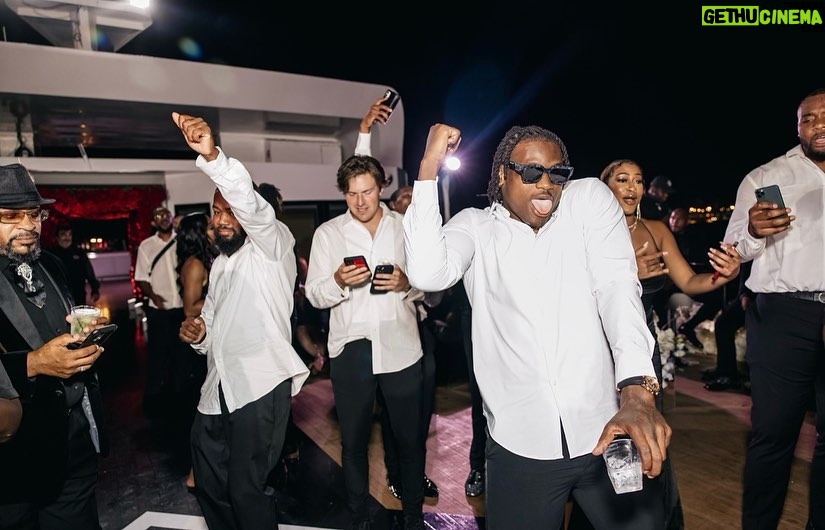 Quincy Williams Instagram - Love is such a beautiful thing. It's completely eye opening and life changing. I’m happy my brother chose me to be the best man for his special day, I wish you all a lifetime of happiness!!! Everything was lit!! @thequinnenwilliams @iammarandaa Miami, Florida
