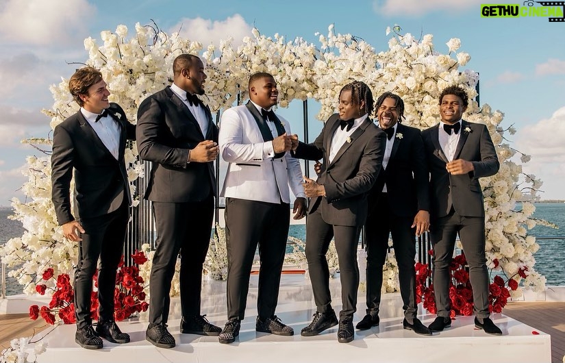 Quincy Williams Instagram - Love is such a beautiful thing. It's completely eye opening and life changing. I’m happy my brother chose me to be the best man for his special day, I wish you all a lifetime of happiness!!! Everything was lit!! @thequinnenwilliams @iammarandaa Miami, Florida