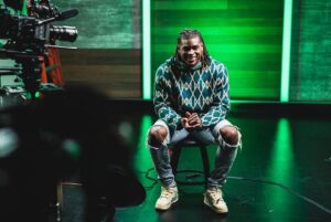 Quincy Williams Instagram - If I could tell my younger self 2 things I would tell him. 

*Don’t give up what you want most, for what you want now. 

*Believe in yourself. You can’t do ANYTHING you set your mind to, but you can do a hell of a lot and more than you think.