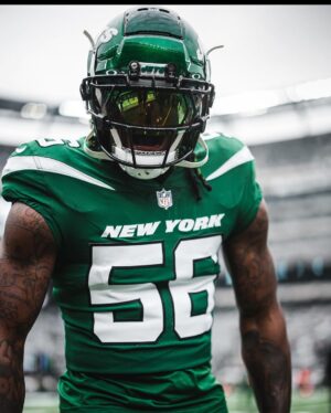 Quincy Williams Instagram - MASK ON, 🤬 IT, MASK OFF 🖤