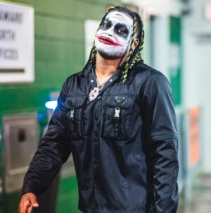Quincy Williams Instagram - “One by one, they’ll hear my call. Then this wicked town, will follow my fall.” - Joker 📈