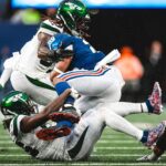Quincy Williams Instagram - “One by one, they’ll hear my call. Then this wicked town, will follow my fall.” - Joker 📈 Jetlife Stadium