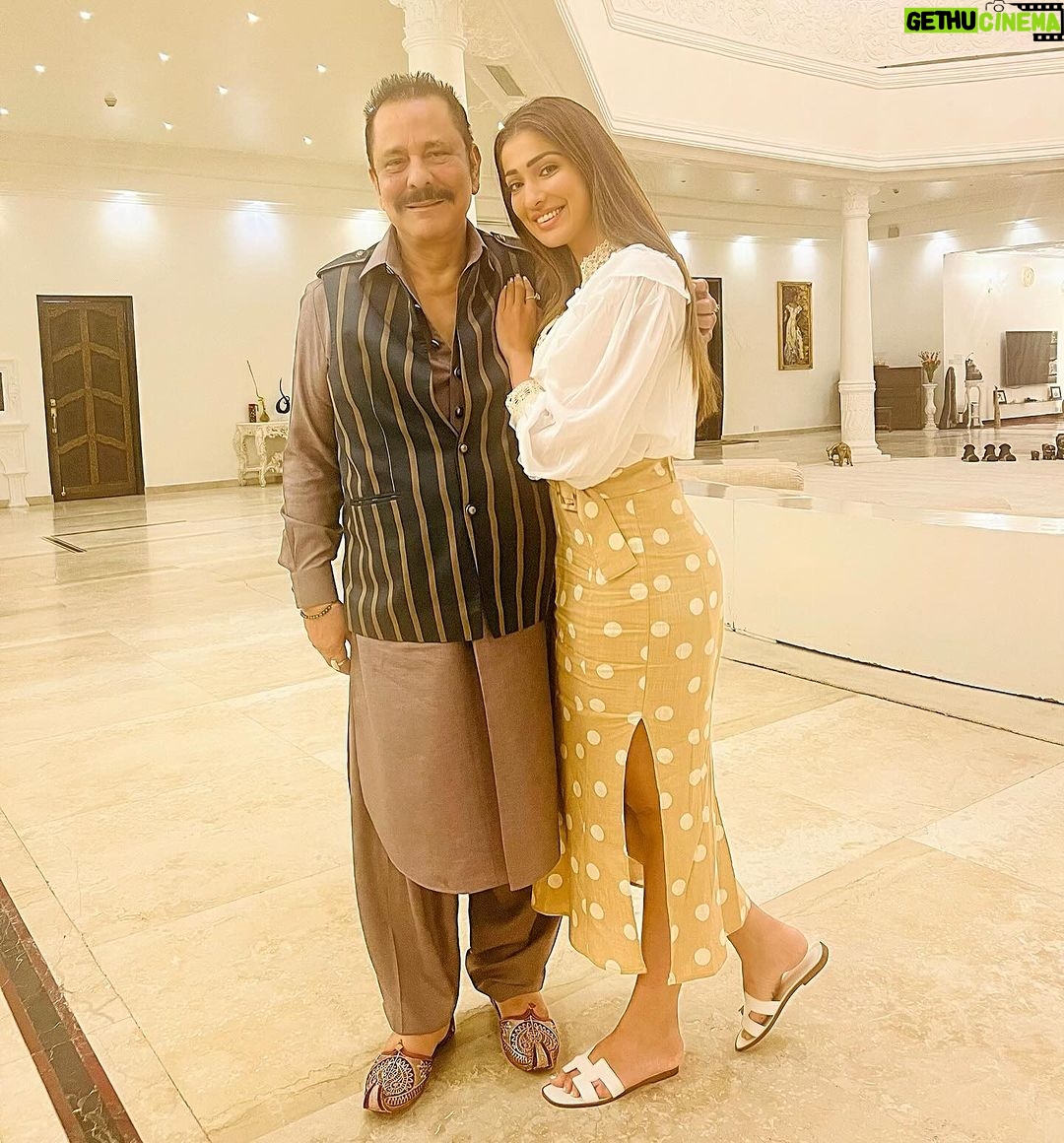 Raai Laxmi Instagram - From a well wisher to fatherly figure to the fatherless ! U have been a family ! And I m speechless today that ur gone ππβ€οΈ this month is unforgettable to me for various dark memories π may ur soul rest in peace my dear sir ! U were Gem only those know who had the blessings to know u wellβ€οΈwat a kind hearted and soul u were ππ u were my second home πͺ I hope that heavens giving u a second chance ππΌπ« I hope u find ur peace !!! love u lots sir ! Canβt get over this grief πβ€οΈ u will be immensely missed Om shanti πππ« #subrataroysahara