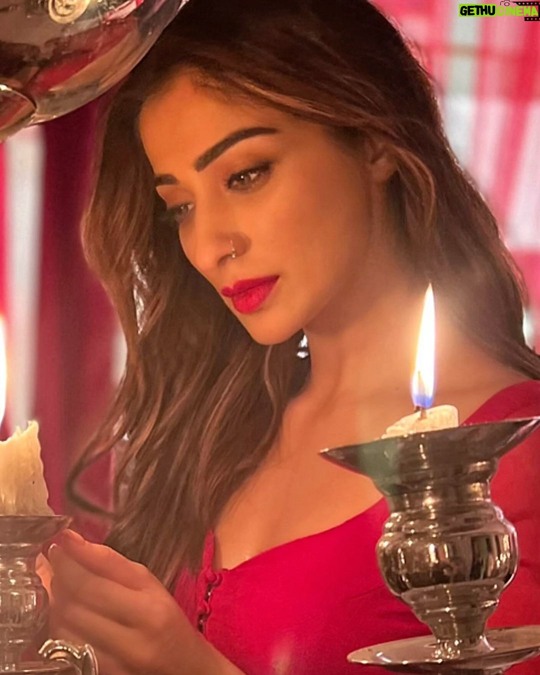 Raai Laxmi Instagram - To peace To love To joy 🪔❤️