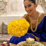 Raai Laxmi Instagram - Happy Diwali Lovely people 🪔💥 Let the light of clarity,joy and aliveness shine bright in your life 💫❤️love and light 🪔God Bless u all 🫶❤️🪔🧿