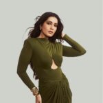 Raashi Khanna Instagram - Surrendering to the art of fashion, one look at a time.💫