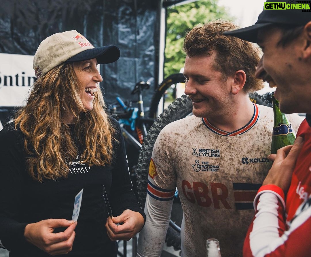 Rachel Atherton Instagram - 🖤 my heart says Yes but my body says No 😂 Saw the doc the other day after a scan on the shoulder & it wasn’t looking great in there 😮💨 poor shoulders have taken a lifetime of abuse & this left side is the side I had the Axillary nerve graft on after getting hit by the car in 2008, so it’s delicate anyway! 🚗 I wanted to do ANDORRA World Cup, but after the shoulder injury at Fort William it’s not feeling that great still , & I wasn’t at full strength anyway so to keep racing with an injury would just be frustrating & stupid. I’m so gutted, I wanted to keep racing whilst I’d made some progress training & felt the passion, but now the injuries, old & new , seem so stacked up & I don’t really know how to proceed!! Cheers to the @athertonracing crew, I miss you 🖤🖤🖤 @moonhead_media