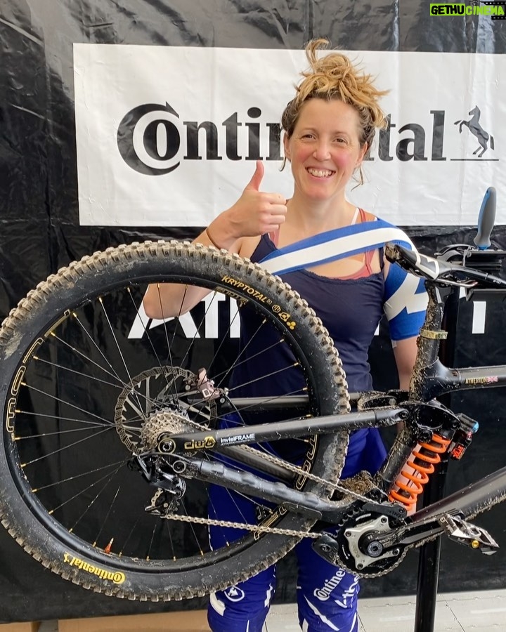 Rachel Atherton - 11.2K Likes - Just after I cased the jump & my shoulder went AWOL 🤮
The emotions of racing are just RIDICULOUS!!
From the lowest lows when I hurt my shoulder
somehow with a lot of treatment & physio I was able to put a race run down & im SO STOKED to finish p 8 !!
To the highest highs of World Champ for @charlie_hatton1 🌈
To race at Fort William again for world champs was the dream & I was so devastated when I thought I was out, but Gee was adamant I had to at least give myself the opportunity for race day, by completing a 2nd practice run & starting my QUALIES run,
When I dropped in for QUALIES the plan was to pull over straight away but when I actually ignored the pain for a bit it felt sort of not too bad & I was like, “oh my god, I think I can carry on! “
When I made it thru the first rocks then the first rock drop where Nina crashed, I thought “If I can go off this drop & I’m ok, I can get down!!
Anyway come race day, the more I seemed to use the muscles the better, LOTS of physio & taping but race day I was not convinced, it was still pretty sore & felt unstable,
But I am SO pleased I pushed on & could manage a race run
& THANK YOU EVERYONE WHO CHEERED it really makes a big difference when the going gets tough, the crowd help the racers so much ❤️❤️❤️
To see @charlie_hatton1 & @andreas.kolb66 go 1 & 2 in men was just MENTAL!!
What a weekend!!
🌈🖤
@athertonbikes @athertonracing #fortwilliam #uciworldchampionship #mtb #mtblife