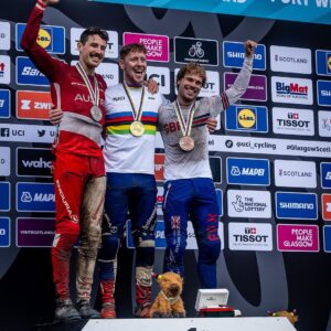 Rachel Atherton Instagram - Wow. Just WOW!! @charlie_hatton1 World Champion! 
@andreas.kolb66 p2 🔥🔥🔥🔥
Such Perfection from them both bloody love you guys!!! 

@athertonbikes @athertonracing @conti_mtb