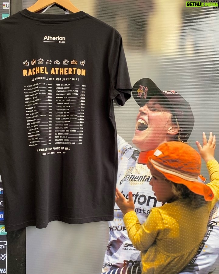 Rachel Atherton - 9.2K Likes - Awww my gawwwd!!
it’s So sick having my own T shirts & seeing you guys wearing them already here at Fort William 😊🥰🤪
Massive thanks to @dora_rgb for the design I love it ❤️🖤
Carve your Own Path 👌