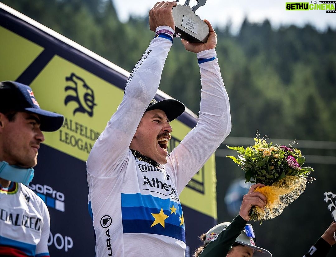 Rachel Atherton Instagram - Adrenaline!! I am here for you!! ๐๐ Back to Back wins for @athertonbikes ๐ฅ๐ฎโ๐จ The moment your teammate wins the Elite Mens World Cup on your own named bike brand ๐คฏ๐คฉ๐๐ When @andreas.kolb66 won in Leogang, I was buzzing my tits off!! I went pretty mental, I felt so wired I just wanted to fight someone ๐๐ it felt INCREDIBLE thinking back to the team at home @athertonbikes how god damn hard they have worked the last 4 yearsโฆ incredible team, incredible bike & thereโs still more to come for @athertonbikes โค๏ธโค๏ธ๐ Come see the bikes at Fort William & grab some merch ๐ช๐ฅ @nathhughesphoto