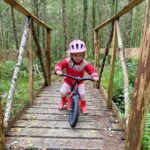 Rachel Atherton Instagram - Recents 👌👌❤️ feeling thankful for this combined life ❤️❤️❤️ @athertonracing x @conti_mtb goes so well ❤️ Dyfi Bike Park