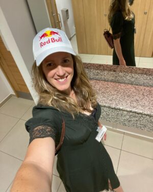 Rachel Atherton Instagram - Trying to settle in to normal life!! 
The next world cup is this week & I won’t be racing… I never planned to do a full season & im trying to stick to that plan!! 

I knew the comedown from racing 2 world cups would be pretty deep, that adrenaline fuelled, fun filled lifestyle is hard to leave behind 💣 @athertonracing are too fun!

but the exhaustion I’ve felt has been another level! Similar to newborn baby days!! 

I keep trying to start training again but get too exhausted to train day after day, 
“Millway sent my training plan thru and it’s like for a full time athlete, cos that’s what I asked for”
But I don’t know if I am!! 
How can I be a full time mum, AND a full time athlete?!! 

I love both so much, & I feel guilty for doing either! 
I want time to train, then when it comes to leaving arna for a few hours I don’t want to leave her at all! 

Arna has gone mad for the boob again, constantly wanting milk, and she’s become really clingy to me, im sure she’s still in shock that I disappeared every day to “work” at the races, she still talks about the race every day “mummy big jumps , clap clap” even tho I was with her every morning & immediately after finishing riding every day, it must of still been a shock for her & she’s a bit clingy now! 

It’s  a real head trip, trying to figure this out! 

I’m still so in shock that I actually won Lenzerheide & 3rd at Leogang! 

I always want to be real on here and showing this side of it that we all go thru is important to me as I would want arna to grow up seeing things online that are honest! 

@uci_mtbworldseries @redbullbike