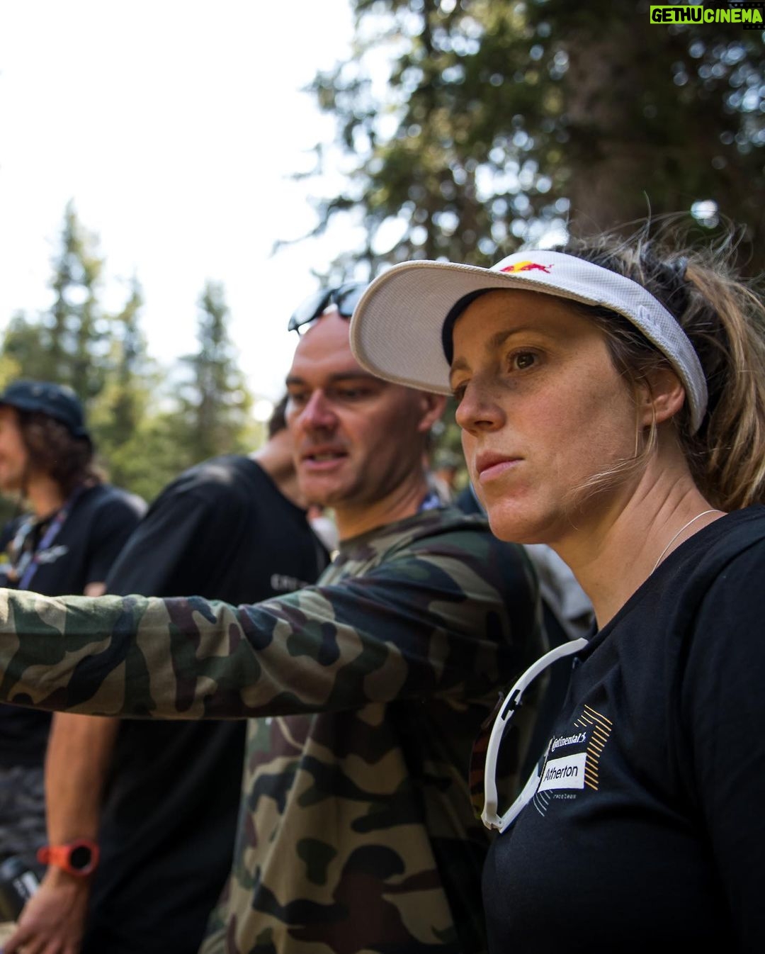 Rachel Atherton - 16.2K Likes - First Race of 2023 😍
New @enduraofficial kit ✅
Special new helmet design ✅
Track walk ✅
Bike rebuild ✅
Suspension setup ✅
Warm up ✅
I just can’t believe I’m here really!!
Amazing to be back with the team @athertonracing & the most amazing part is getting my bike looked after by everyone 😂 & food cooked 😍
Today was about getting ready for practice tomorrow & switching on my racer head!
I’m so lucky my mum is here to look after arna so I can try to focus ❤️ it’s so strange switching mindsets!
Thanks for all the love & messages, feeling nervous but remembering: safety first!! 😋
@nathhughesphoto 🙏🏽👌