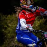 Rachel Atherton Instagram - Just after I cased the jump & my shoulder went AWOL 🤮 The emotions of racing are just RIDICULOUS!! From the lowest lows when I hurt my shoulder somehow with a lot of treatment & physio I was able to put a race run down & im SO STOKED to finish p 8 !! To the highest highs of World Champ for @charlie_hatton1 🌈 To race at Fort William again for world champs was the dream & I was so devastated when I thought I was out, but Gee was adamant I had to at least give myself the opportunity for race day, by completing a 2nd practice run & starting my QUALIES run, When I dropped in for QUALIES the plan was to pull over straight away but when I actually ignored the pain for a bit it felt sort of not too bad & I was like, “oh my god, I think I can carry on! “ When I made it thru the first rocks then the first rock drop where Nina crashed, I thought “If I can go off this drop & I’m ok, I can get down!! Anyway come race day, the more I seemed to use the muscles the better, LOTS of physio & taping but race day I was not convinced, it was still pretty sore & felt unstable, But I am SO pleased I pushed on & could manage a race run & THANK YOU EVERYONE WHO CHEERED it really makes a big difference when the going gets tough, the crowd help the racers so much ❤️❤️❤️ To see @charlie_hatton1 & @andreas.kolb66 go 1 & 2 in men was just MENTAL!! What a weekend!! 🌈🖤 @athertonbikes @athertonracing #fortwilliam #uciworldchampionship #mtb #mtblife